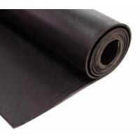 Tappeto tutta gomma STD colore nero, superficie liscia. Sp3 H1,2L10mt Adatta per usi correnti ove non siano richieste particolari resistenze ad agenti atomesferici , oli e calore.
